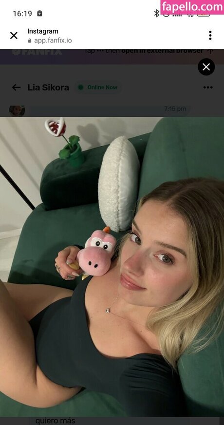 Lia Sikora sexy pornstar galleries