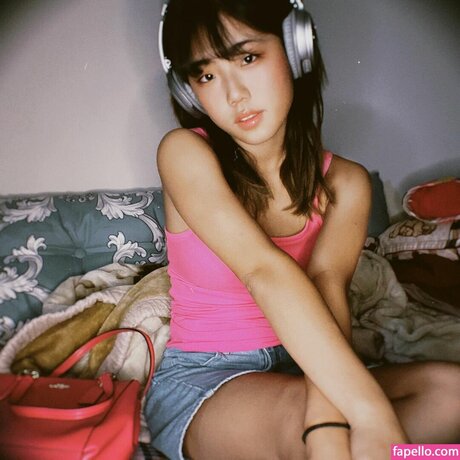 jinyasmr model sex picture