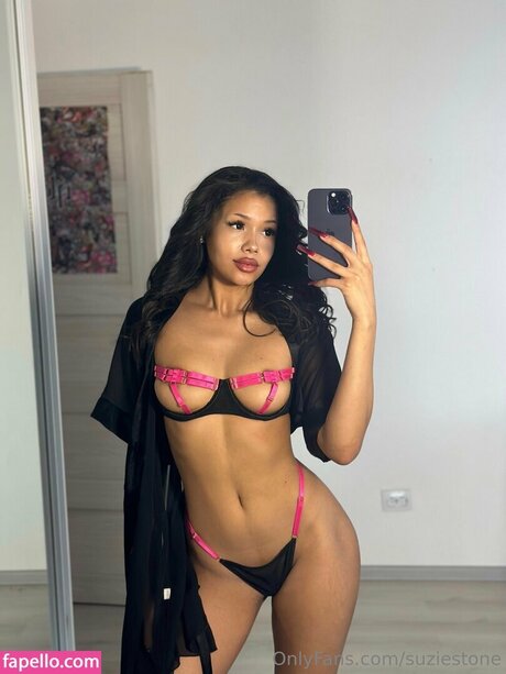 susiestone sex star photo