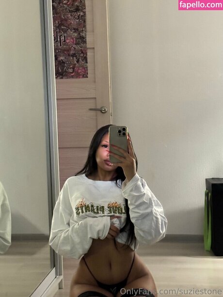 susiestone sexy pornstar gallery