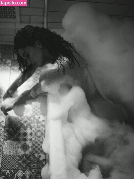 Tatyana Luzgina model porn photos