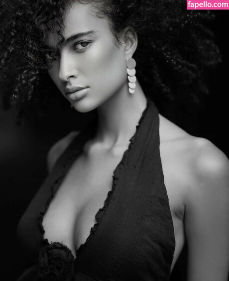 Gabby Lana star art images