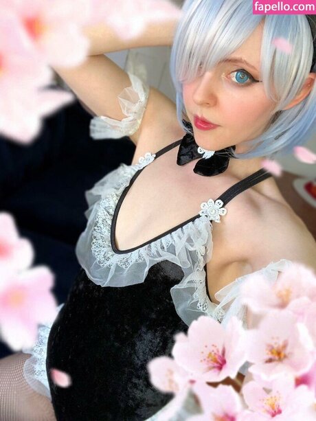 Brianna Knickerbocker art star pics