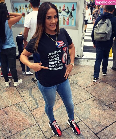 Amanda Serrano star nude pics