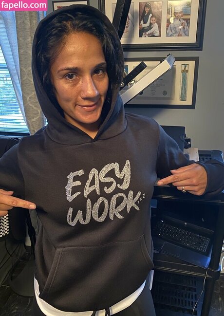 Amanda Serrano nude actress gallery