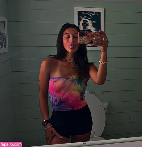 Ricki Rose nude pornstar photos