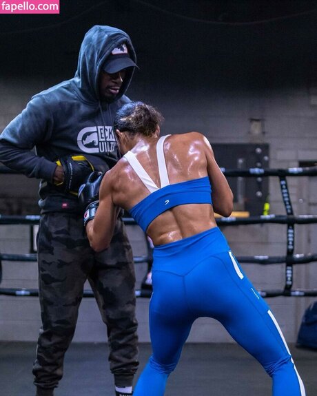 Alycia Baumgardner star naked image