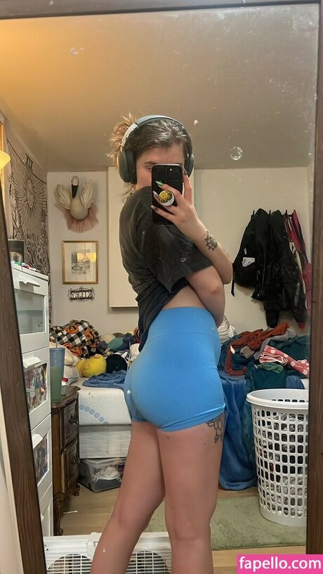 Msvioletvixxen sex star pictures