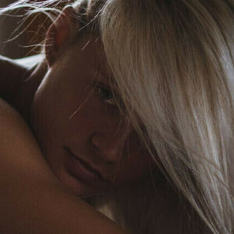 Bree Delamont model art photo