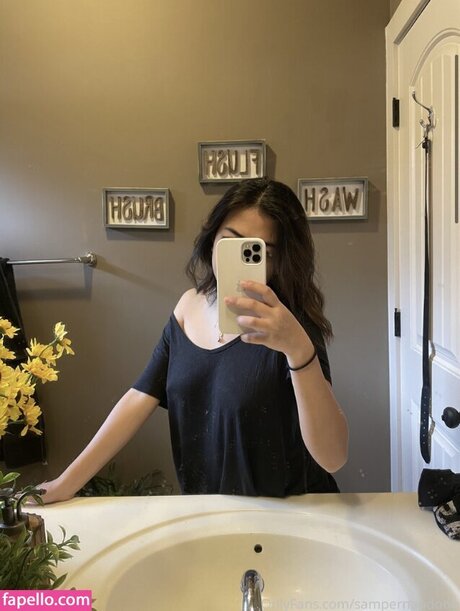 Samantha Salonga erotic model image