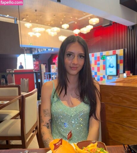 Elisha Walbyoff star best picture