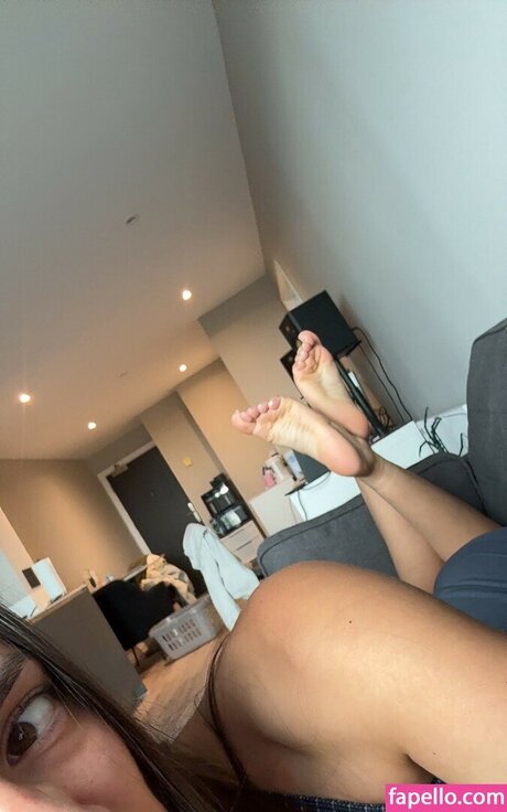 Elisha Walbyoff nude pornstar pics