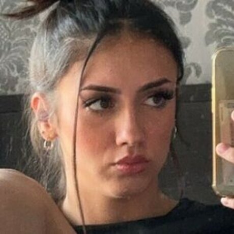 Elisha Walbyoff naked star photos