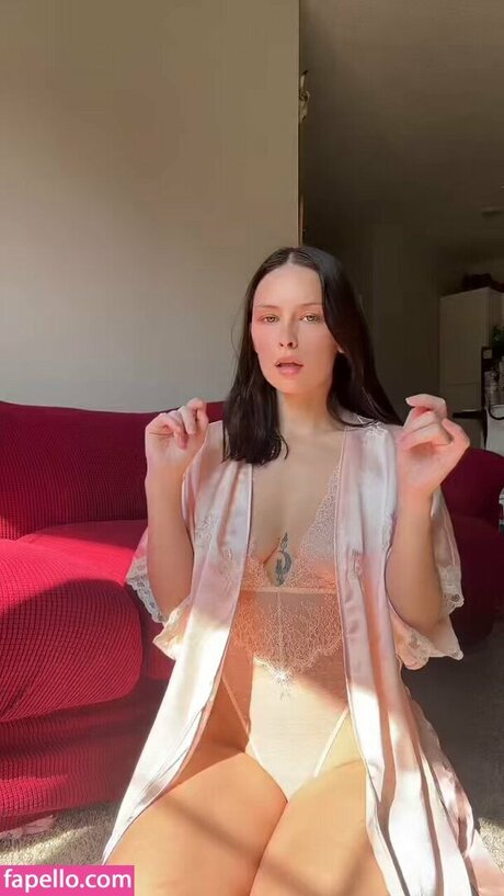 Eve Gladden xxx model pics