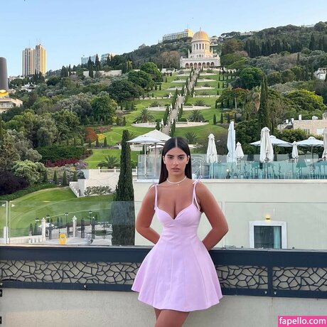 Anael Buzaglo hot actress picture