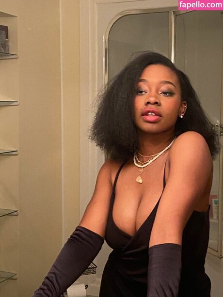 Deb Smikle beautiful star images