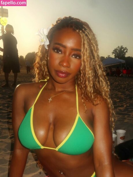 Deb Smikle star perfect picture