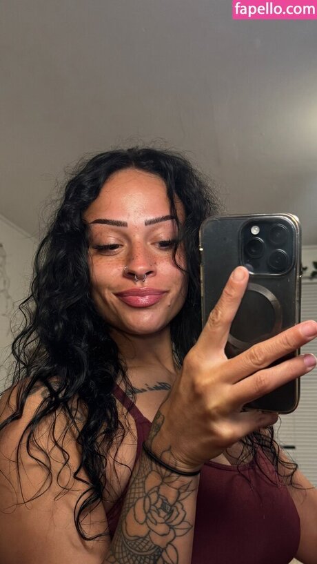 Kingandrea pornographic actress pictures