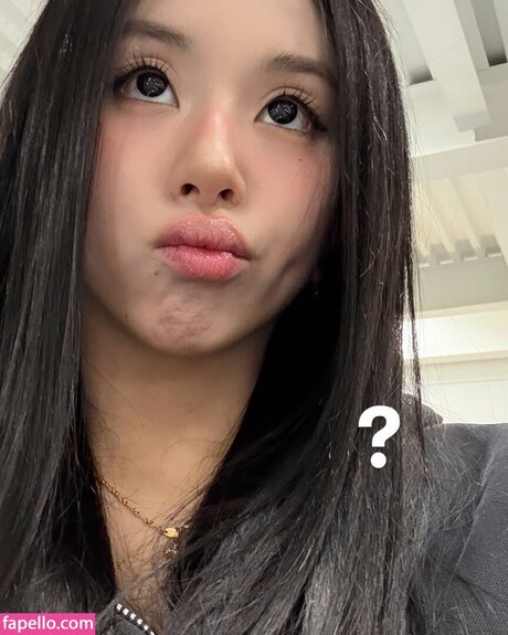 Chaeyoung star hot img