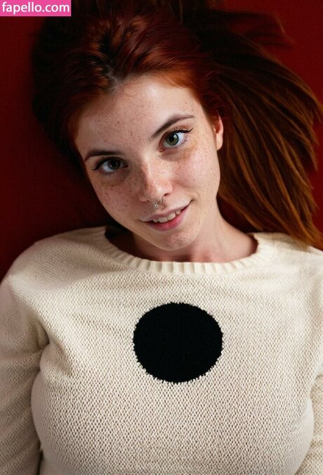 Lucilla Jiggly erotic pornstar picture