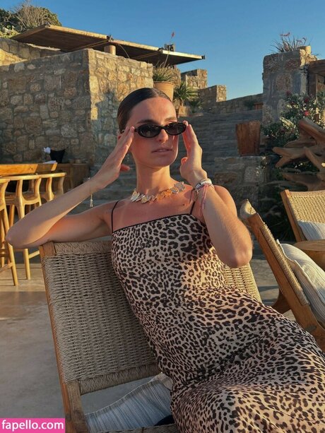 Thea GS pornstar free photo