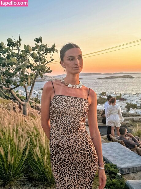 Thea GS porn actress gallery