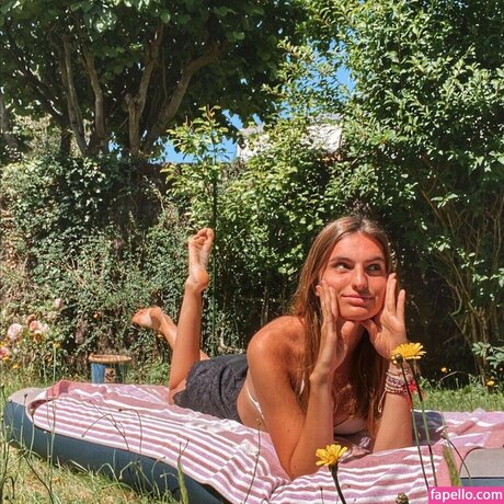 Thea GS pornographic model photo