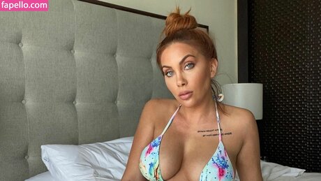 TaraTabitha top star pics