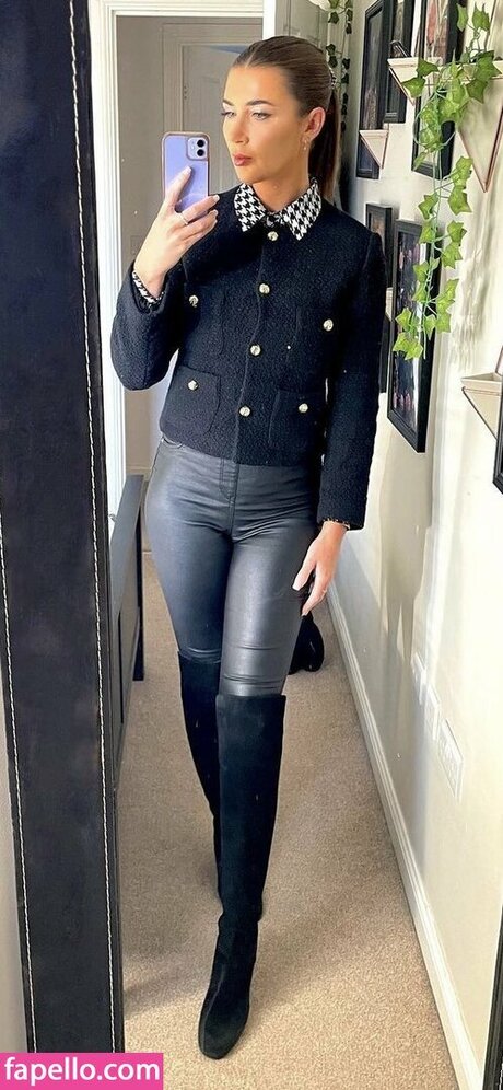 Kate Tracey naked pornstar img