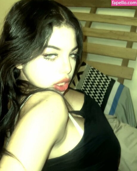 Ale oficial sexy actress photos