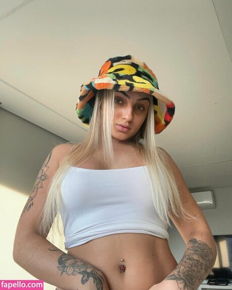 Lavinia Miranda star beautiful photo