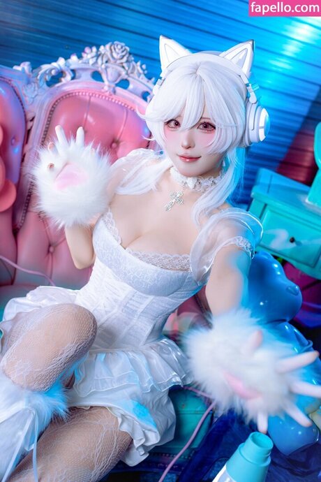 siru0207 exclusive model img