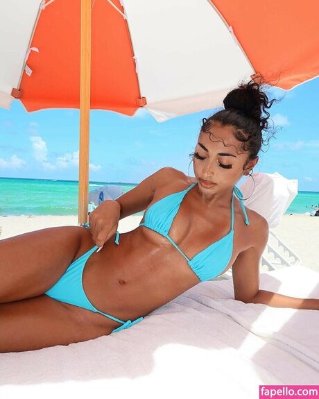 Jaya Araye Williams model erotic pics