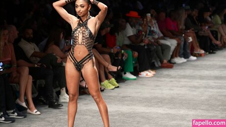 Jaya Araye Williams erotic pornstar pics