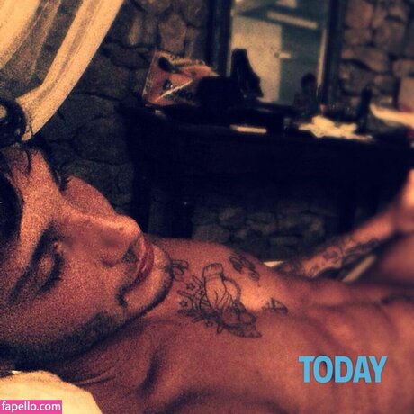 Stefano De Martino free star img