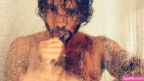 Stefano De Martino perfect star img