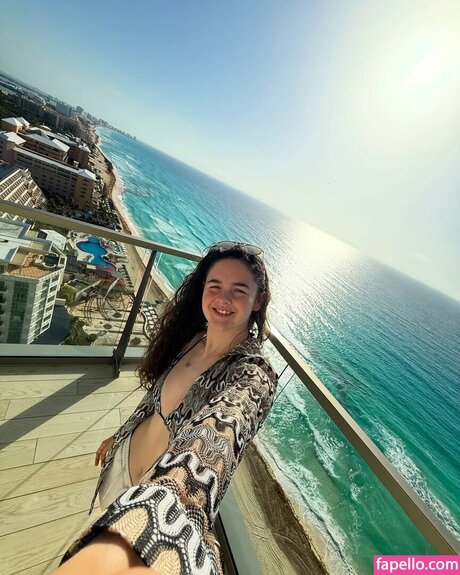 Abbi Pulling xxx actress photo