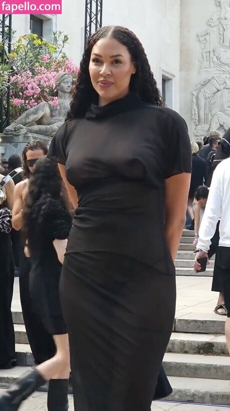 Liz Cambage sex pornstar photo