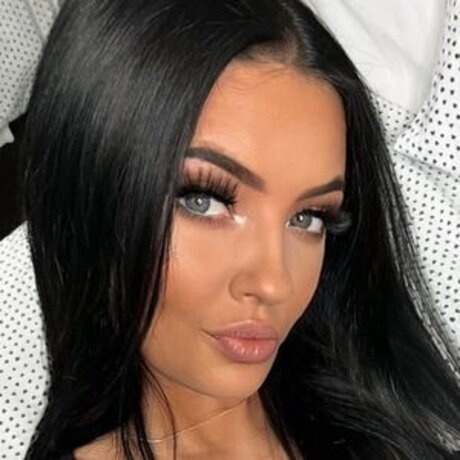 Anitkova Profile pic