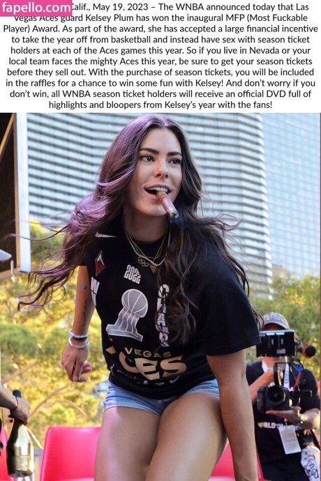 kelseyplum star photos