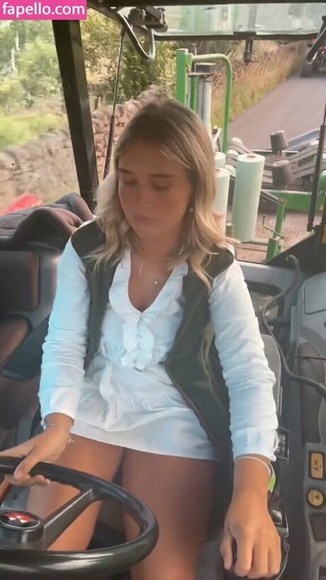 Harriet Cowan From Clarkson s Farm pornstar pretty pictures