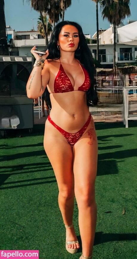 Elley Davies actress picture