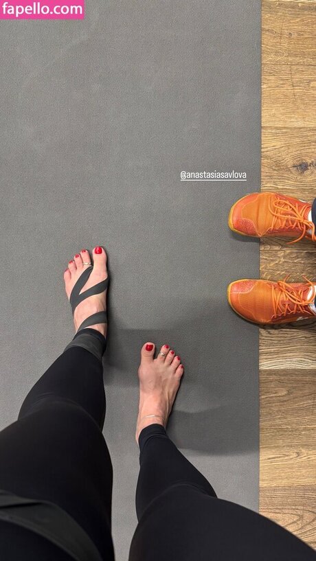 Eva Shik erotic star photo