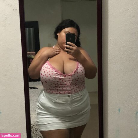 Carmen Ramos star high quality pic