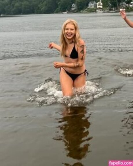 Mary Kate Willis model free galleries