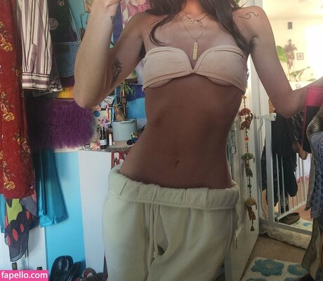 mama moons xxx actress photos