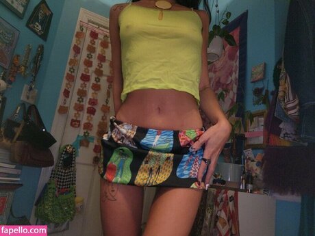 mama moons star nude photos