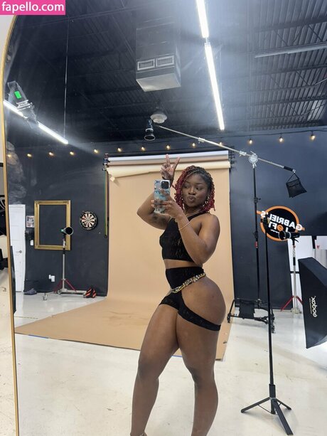 Locdbree model xxx picture