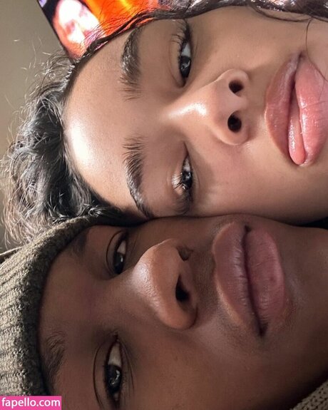 Alexis Carrington star erotic pic