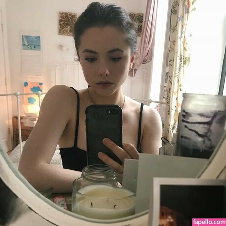 Lily Mo Sheen pornstar hot galleries